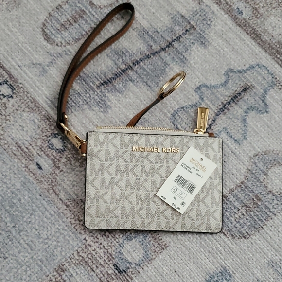 NWT Michael Kors Jet Set Small Coin Purse Keychain Cardholder Wristlet Vanilla - Picture 1 of 7